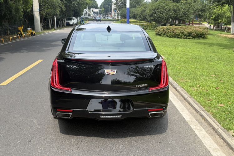 Used Cadillac XTS 2018 28T Tech Edition Exterior 2