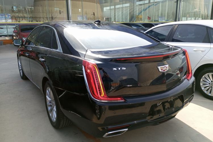 Used Cadillac XTS 2018 28T Elite Edition Exterior 2