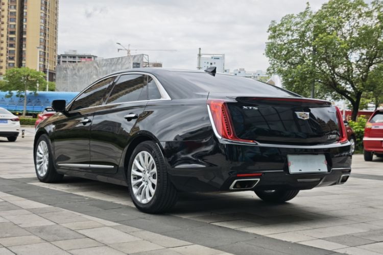 Used Cadillac XTS 2018 28T Tech Edition Exterior 2