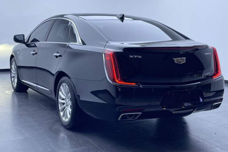 Used Cadillac XTS 2018 28T Tech Edition Exterior 2
