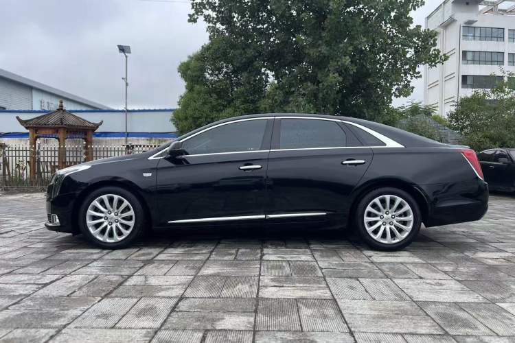 Used Cadillac XTS 2018 28T Elite Edition Exterior 2