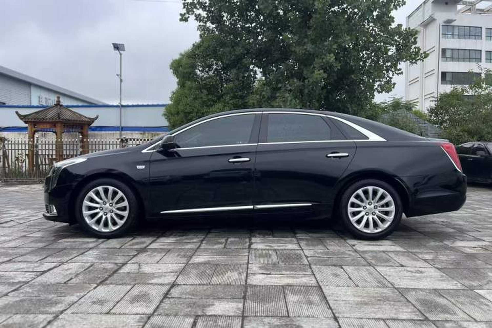 Used Cadillac XTS 2018 28T Elite Edition Exterior 2