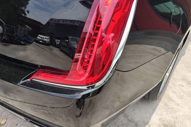 Used Cadillac XTS 2018 28T Elite Edition Exterior 3