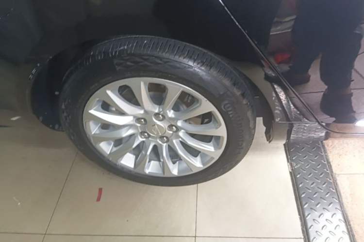Used Cadillac XTS 2018 28T Elite Edition Exterior 3