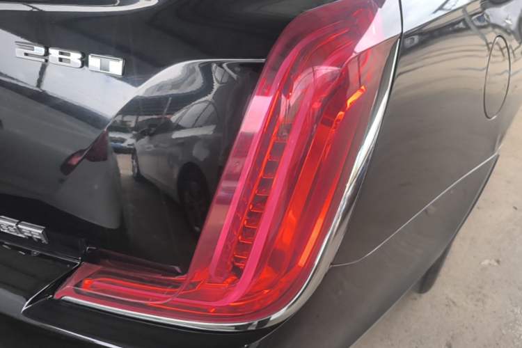 Used Cadillac XTS 2018 28T Elite Edition Exterior 3