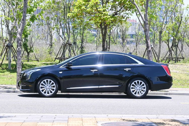 Used Cadillac XTS 2018 28T Tech Edition Exterior 3