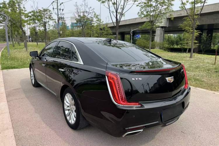 Used Cadillac XTS 2018 28T Tech Edition Exterior 3