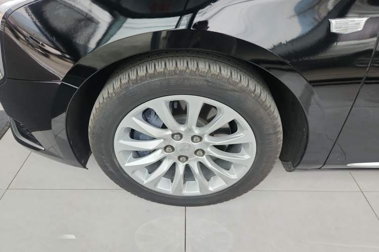 Used Cadillac XTS 2018 28T Tech Edition Exterior 4