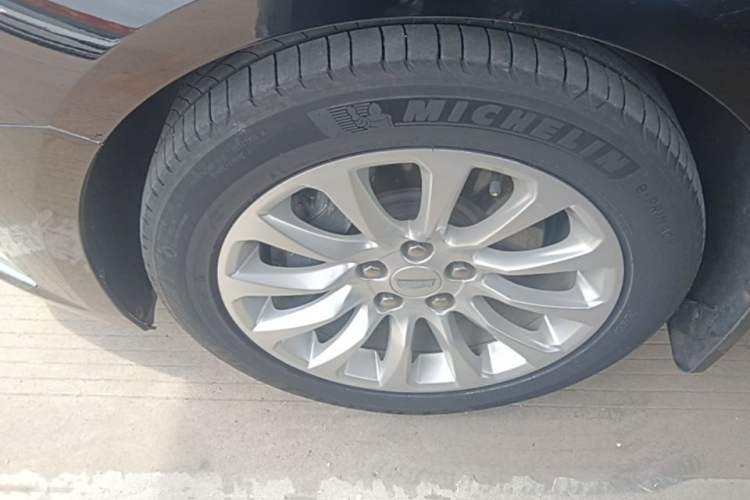 Used Cadillac XTS 2018 28T Tech Edition Exterior 4