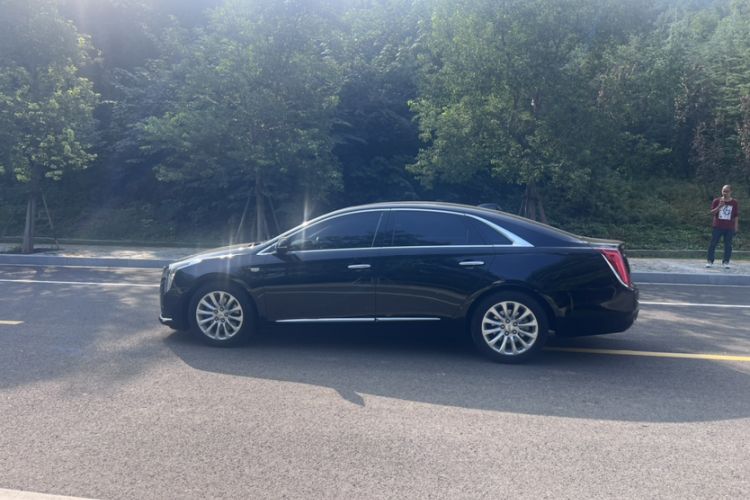 Used Cadillac XTS 2018 28T Tech Edition Exterior 4