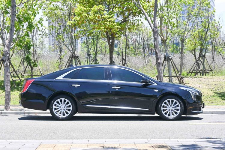 Used Cadillac XTS 2018 28T Tech Edition Exterior 4
