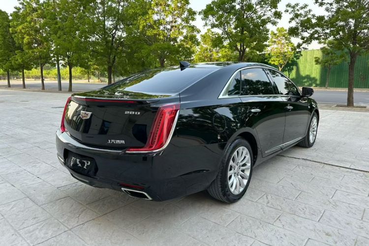 Used Cadillac XTS 2018 28T Tech Edition Exterior 4