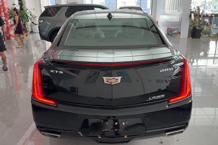 Used Cadillac XTS 2018 28T Tech Edition Exterior 4