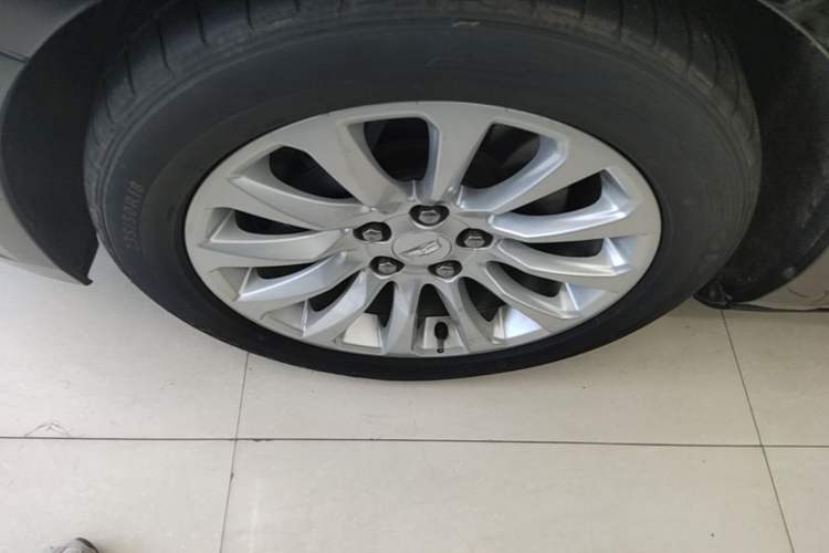 Used Cadillac XTS 2018 28T Tech Edition Exterior 4