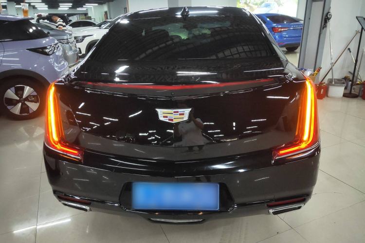 Used Cadillac XTS 2018 28T Tech Edition Exterior 4
