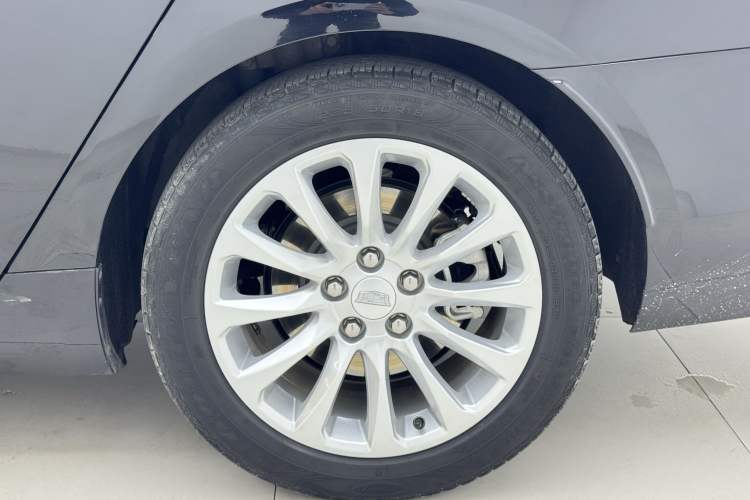 Used Cadillac XTS 2018 28T Tech Edition Exterior 4