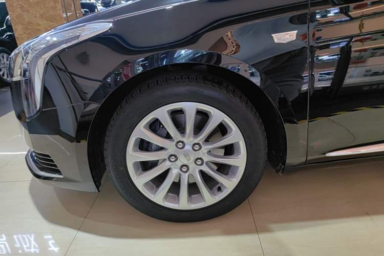 Used Cadillac XTS 2018 28T Tech Edition Exterior 4