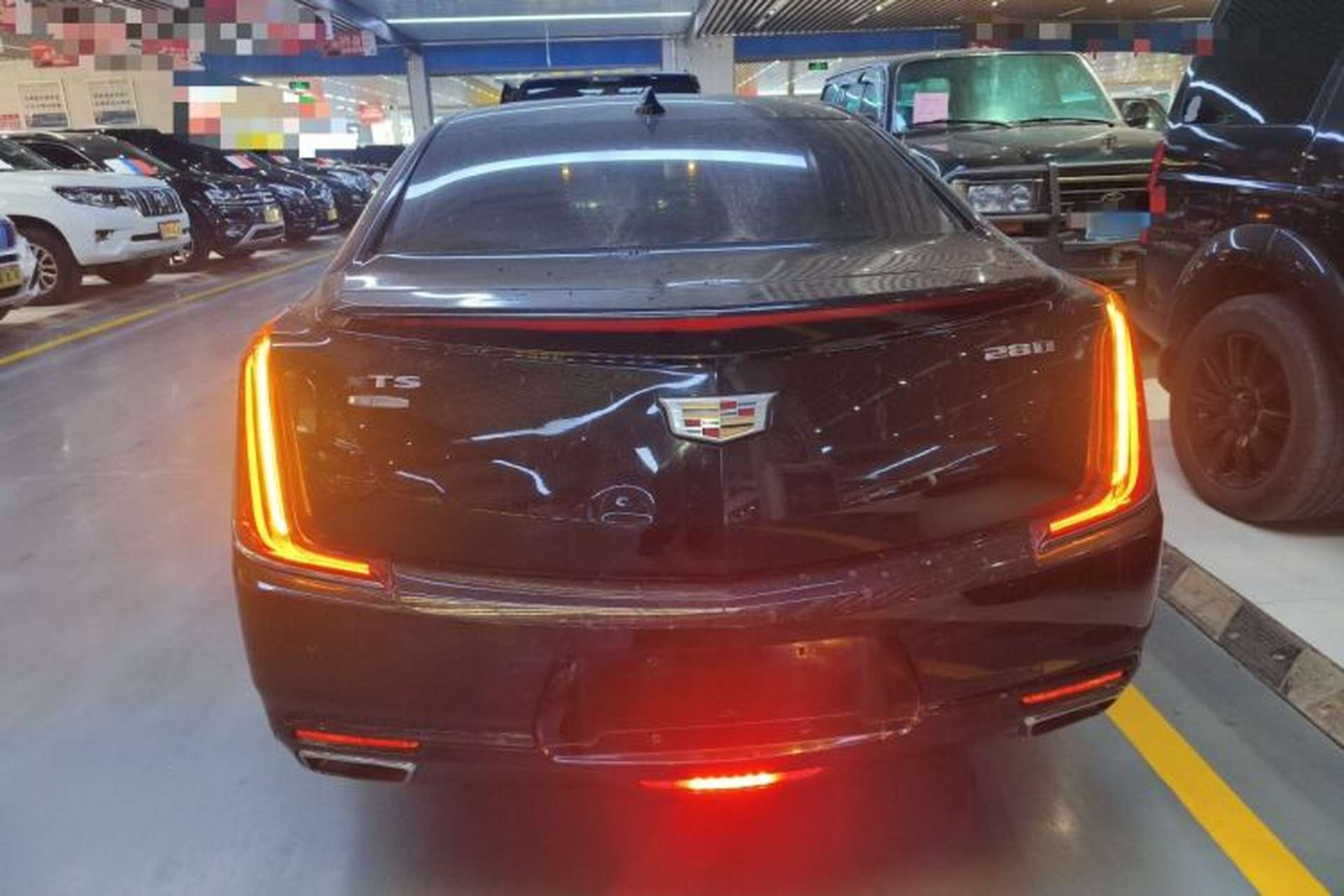 Used Cadillac XTS 2018 28T Tech Edition Exterior 4