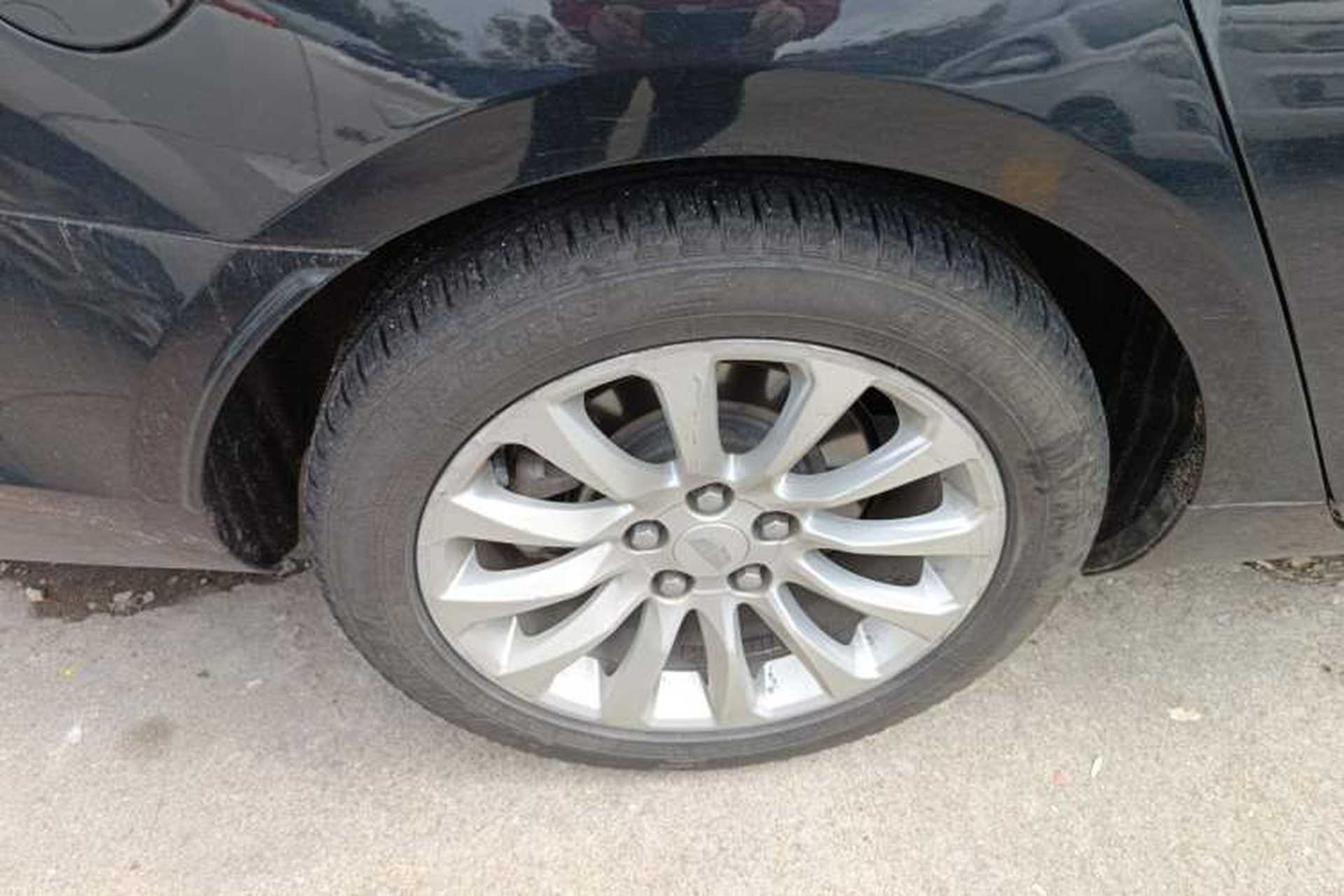 Used Cadillac XTS 2018 28T Tech Edition Exterior 5