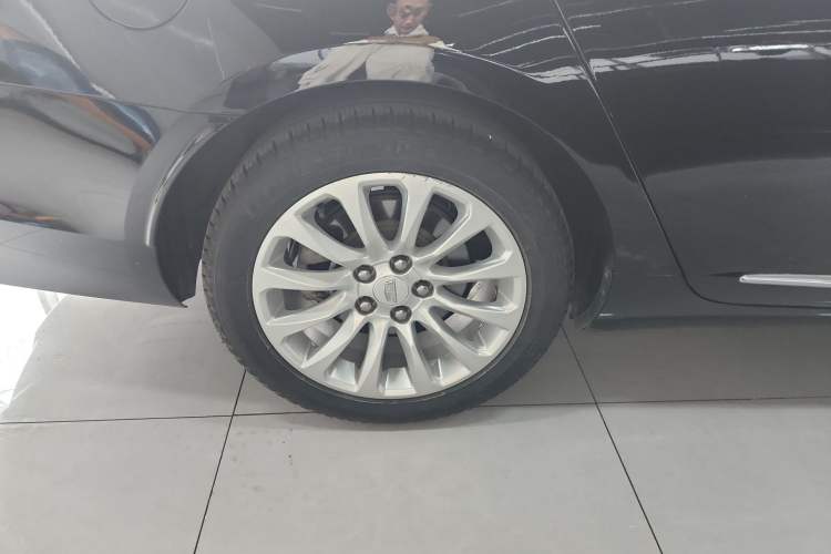 Used Cadillac XTS 2018 28T Tech Edition Exterior 5