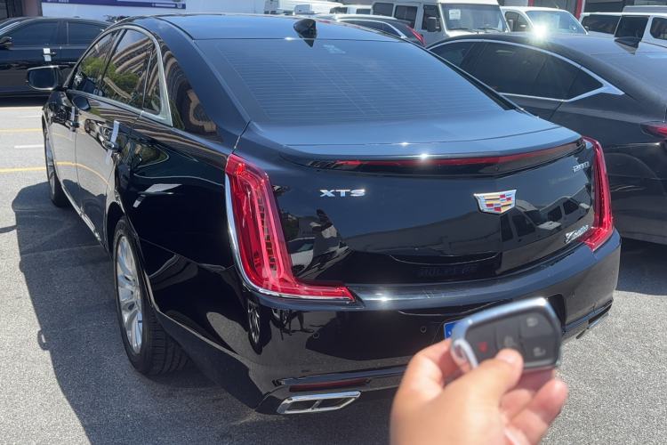Used Cadillac XTS 2018 28T Tech Edition Exterior 5