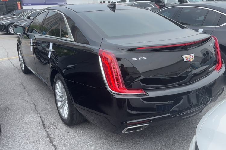 Used Cadillac XTS 2018 28T Elite Edition Exterior 5
