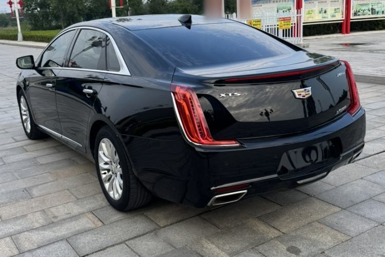 Used Cadillac XTS 2018 28T Elite Edition Exterior 7