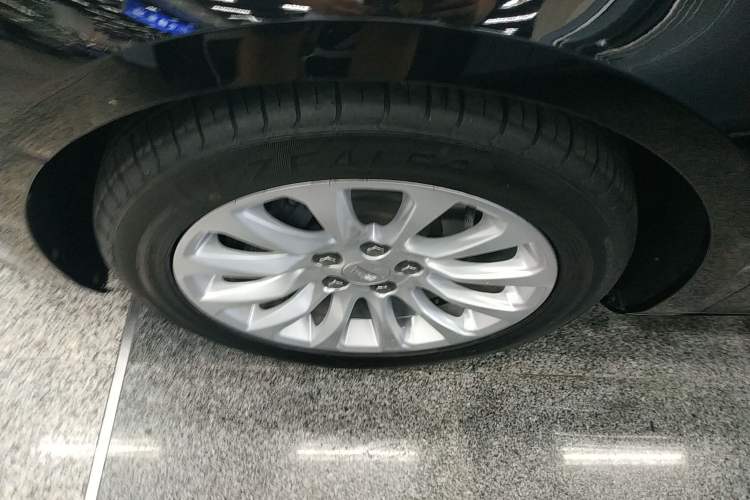 Used Cadillac XTS 2018 28T Elite Edition Exterior 7