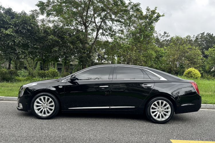 Used Cadillac XTS 2018 28T Elite Edition Exterior 9