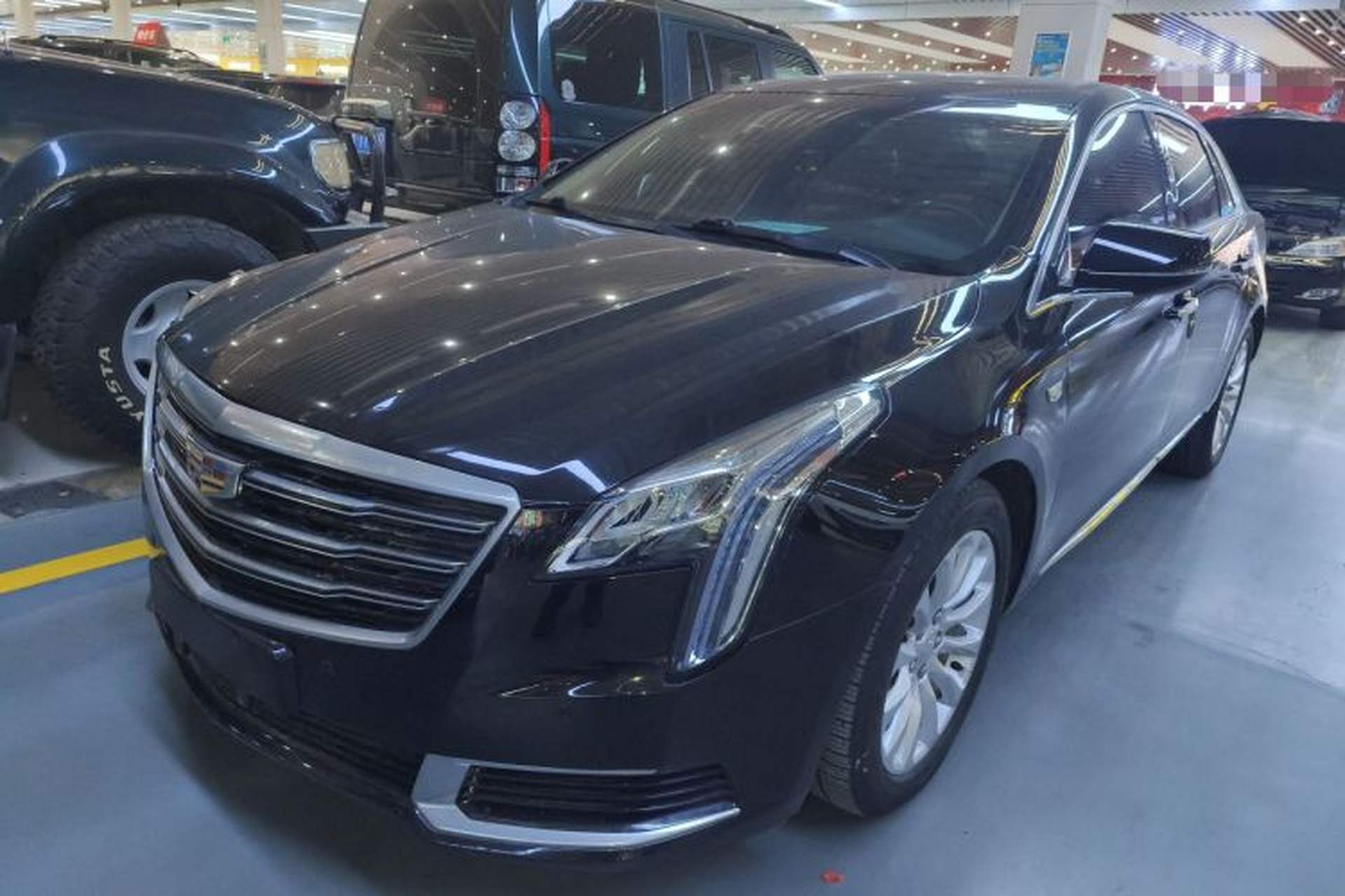 Used Cadillac XTS 2018 28T Tech Edition Front Left 45 Deg
