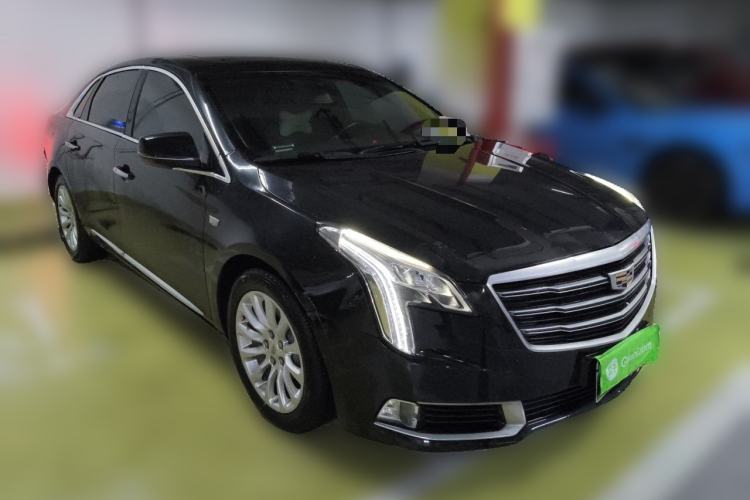 Used Cadillac XTS 2018 28T Elite Edition Front Right 45 Deg