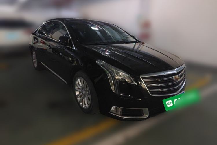 Used Cadillac XTS 2018 28T Elite Edition Front Right 45 Deg