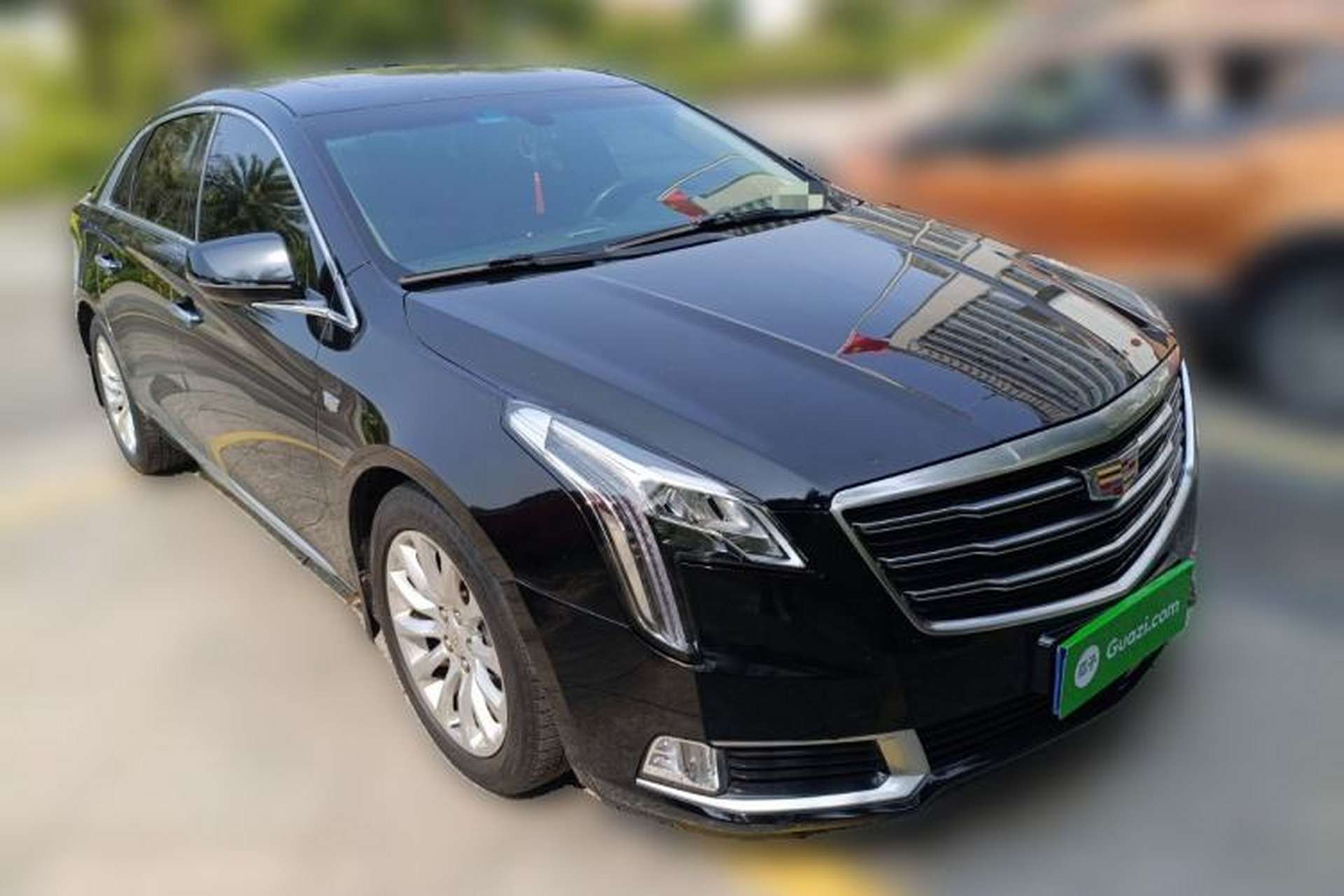 Used Cadillac XTS 2018 28T Elite Edition Front Right 45 Deg