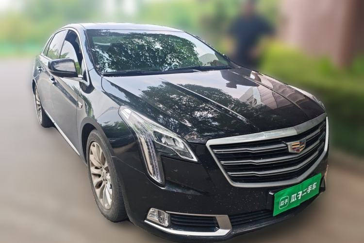 Used Cadillac XTS 2018 28T Elite Edition Front Right 45 Deg