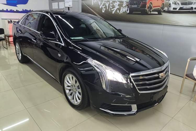 Used Cadillac XTS 2018 28T Tech Edition Front Right 45 Deg