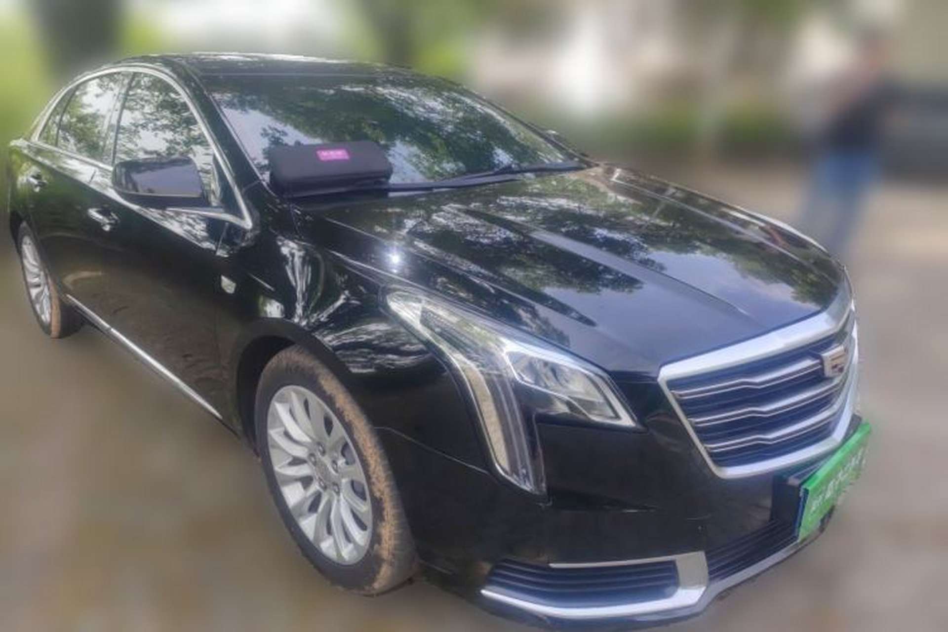 Used Cadillac XTS 2018 28T Tech Edition Front Right 45 Deg