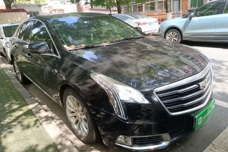 Used Cadillac XTS 2018 28T Elite Edition Front Right 45 Deg