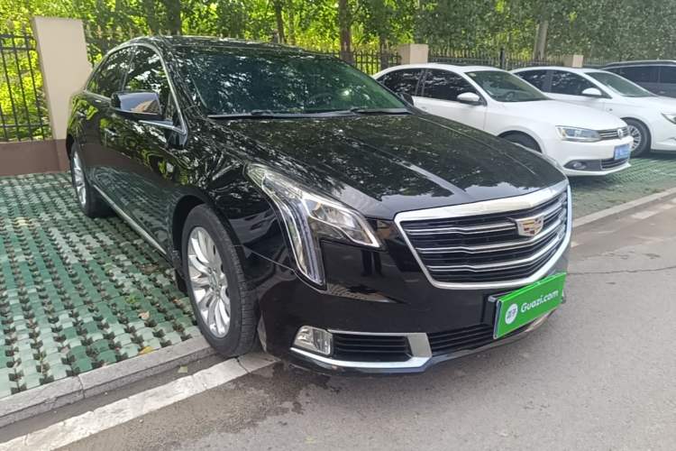 Used Cadillac XTS 2018 28T Tech Edition Front Right 45 Deg