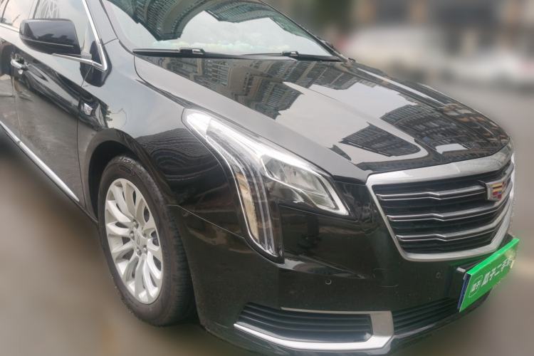 Used Cadillac XTS 2018 28T Tech Edition Front Right 45 Deg