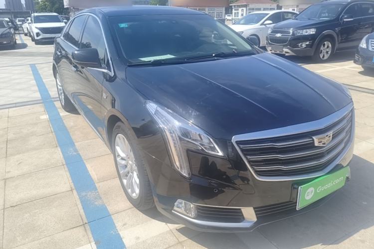 Used Cadillac XTS 2018 28T Elite Edition Front Right 45 Deg