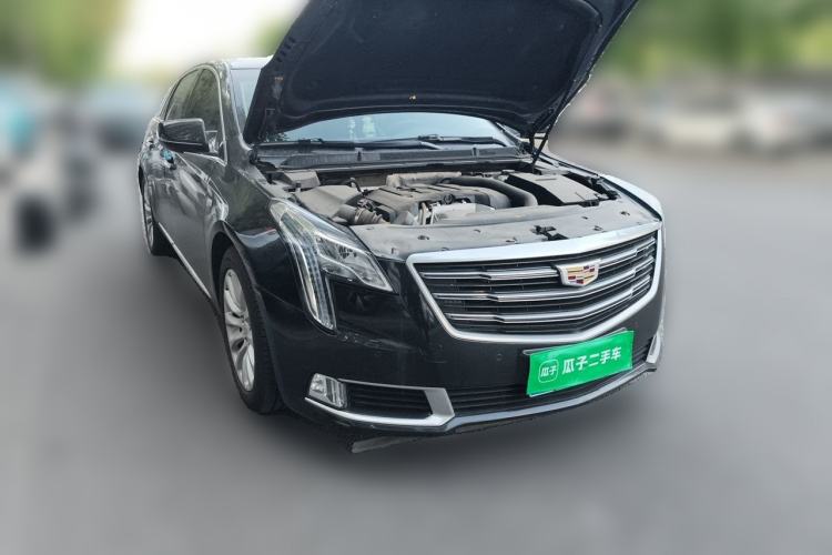 Used Cadillac XTS 2018 28T Elite Edition Front Right 45 Deg