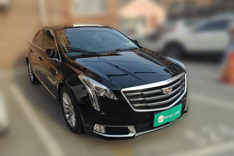 Used Cadillac XTS 2018 28T Elite Edition Front Right 45 Deg