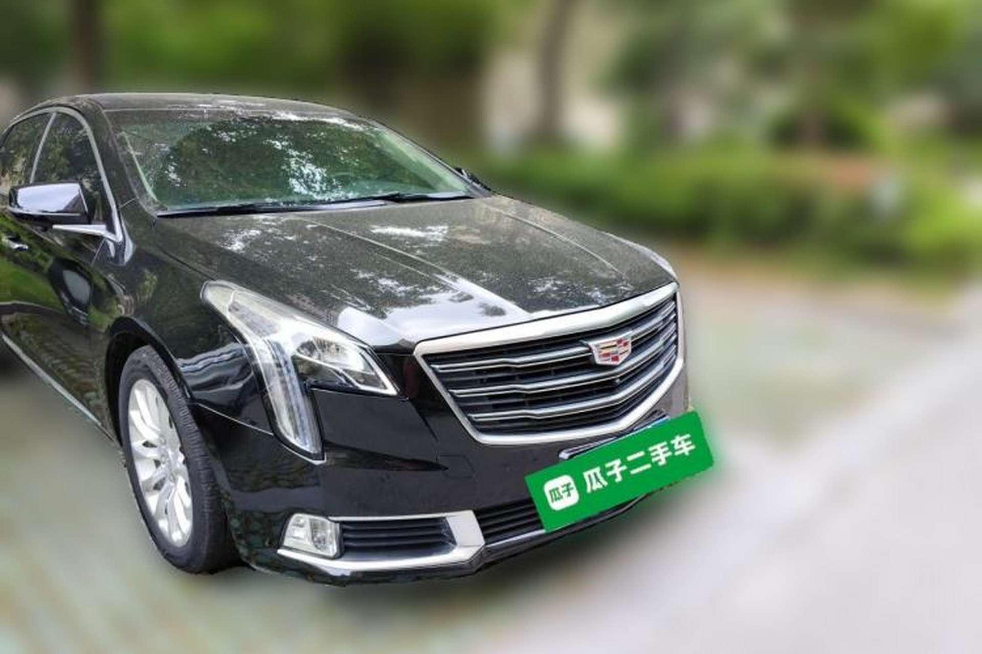 Used Cadillac XTS 2018 28T Elite Edition Front Right 45 Deg