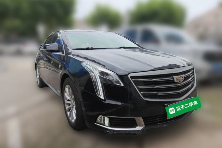 Used Cadillac XTS 2018 28T Elite Edition Front Right 45 Deg