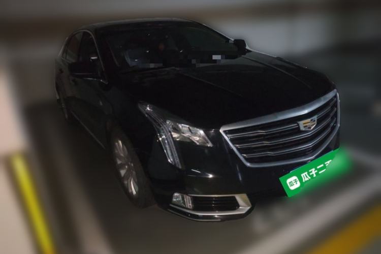 Used Cadillac XTS 2018 28T Elite Edition Front Right 45 Deg