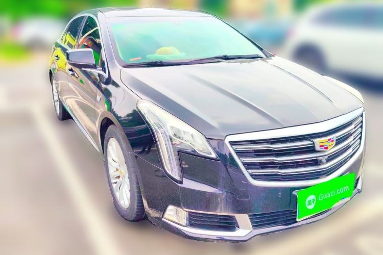 Used Cadillac XTS 2018 28T Elite Edition Front Right 45 Deg