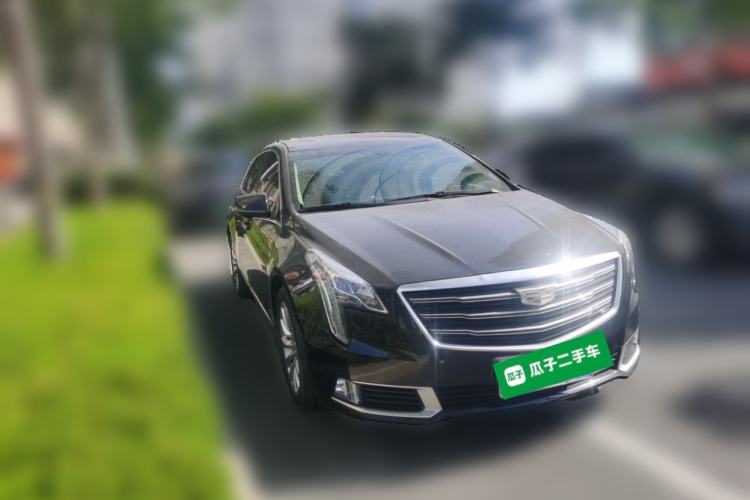 Used Cadillac XTS 2018 28T Elite Edition Front Right 45 Deg