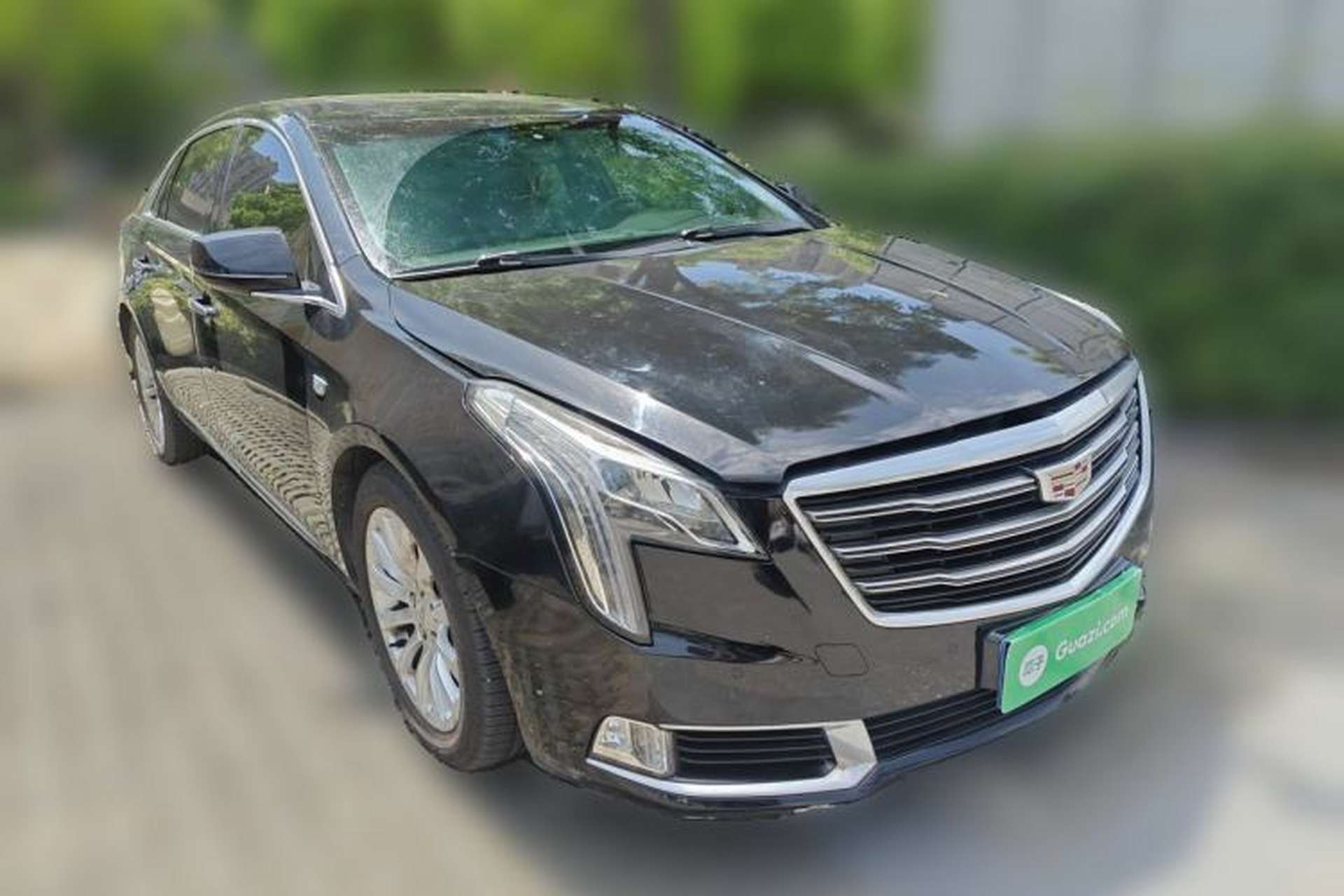Used Cadillac XTS 2018 28T Elite Edition Front Right 45 Deg