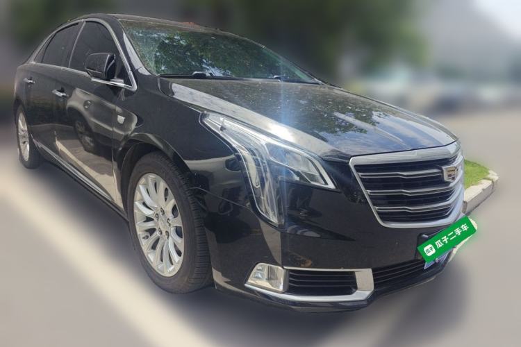 Used Cadillac XTS 2018 28T Elite Edition Front Right 45 Deg