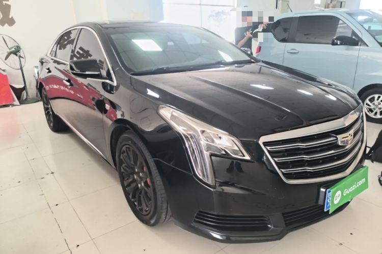 Used Cadillac XTS 2018 28T Tech Edition Front Right 45 Deg